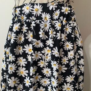 SHEIN Black and White Daisy A-Line Skirt